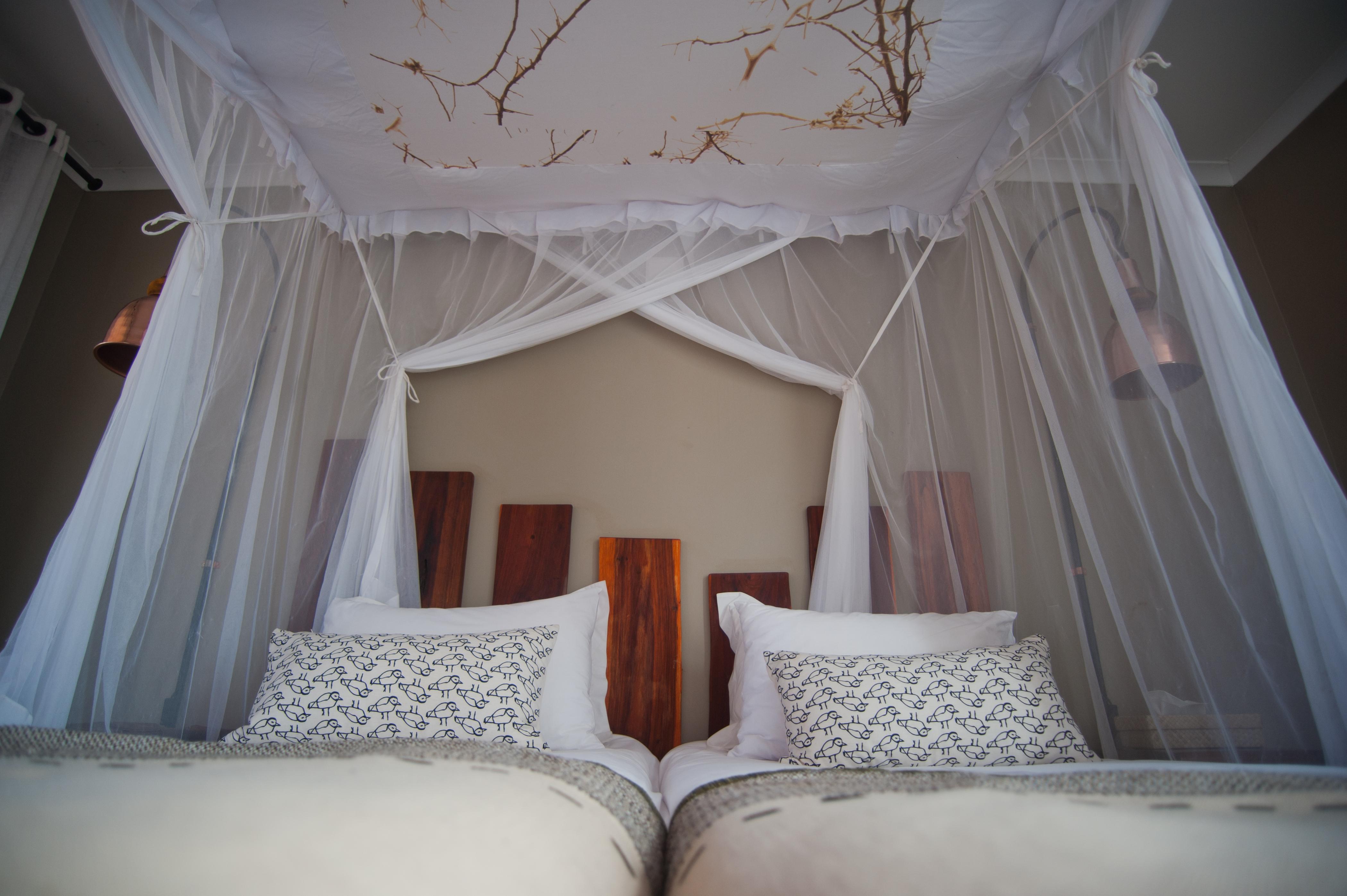 Intu Afrika Kalahari Game Reserve Kalahari Anib Lodge מראה חיצוני תמונה