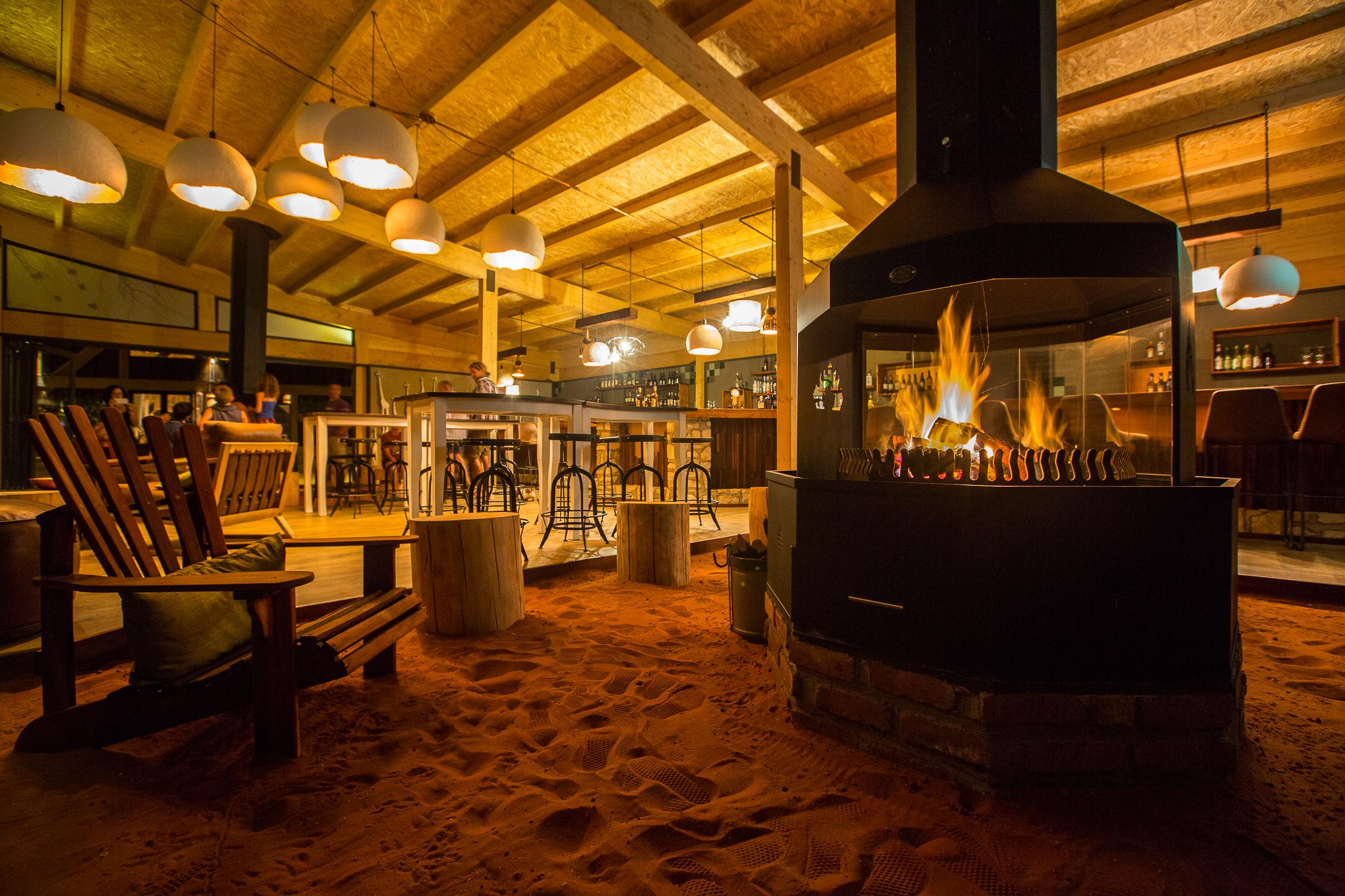 Intu Afrika Kalahari Game Reserve Kalahari Anib Lodge מראה חיצוני תמונה
